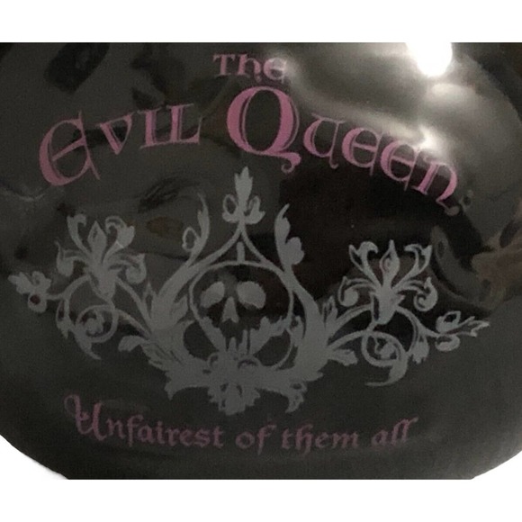 Disney Villains The Evil Queen Black Kettle Cauldron Sculpted Ceramic Mug 23oz - Picture 3 of 7